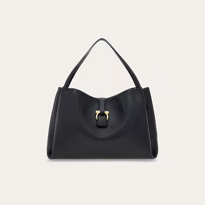 salvatore ferragamo gancio magnetic buckle leather tote bag